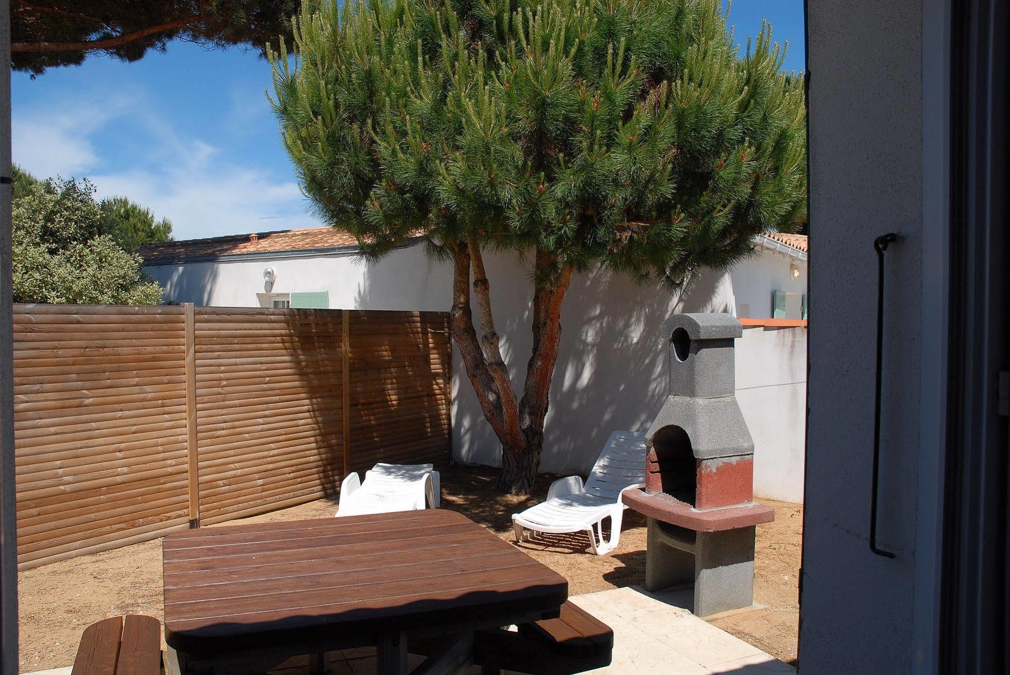 Hotel Jerodel Le Bois-Plage-en-Ré Exterior foto